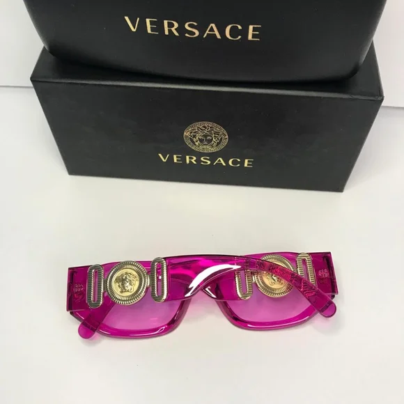 ? - New Authentic Versace Pink Geometric Unisex Sunglasses VE4361 5334/5 53. Versace Sunglasses - Pink Geometric Unisex Shades VE4361  main image 4